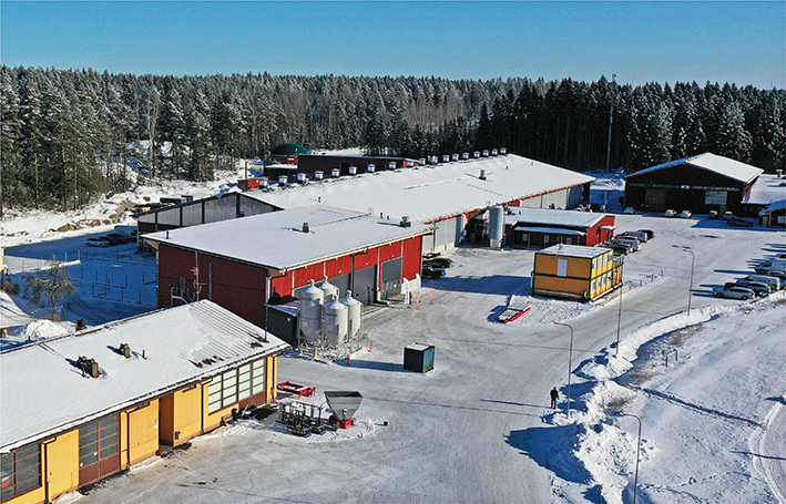 Luken Jokoioisten uusi navetta, ilmakuva